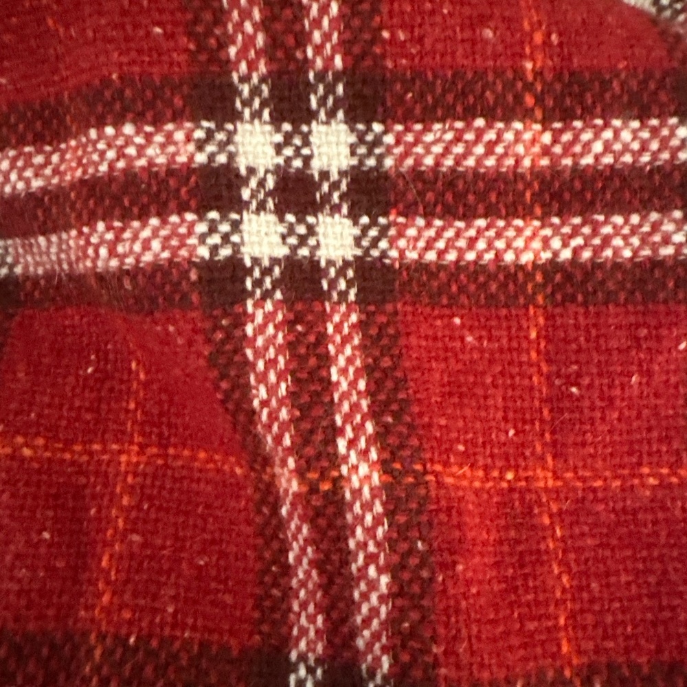 Authentic Burberry Red scarf - Picture 5 of 5
